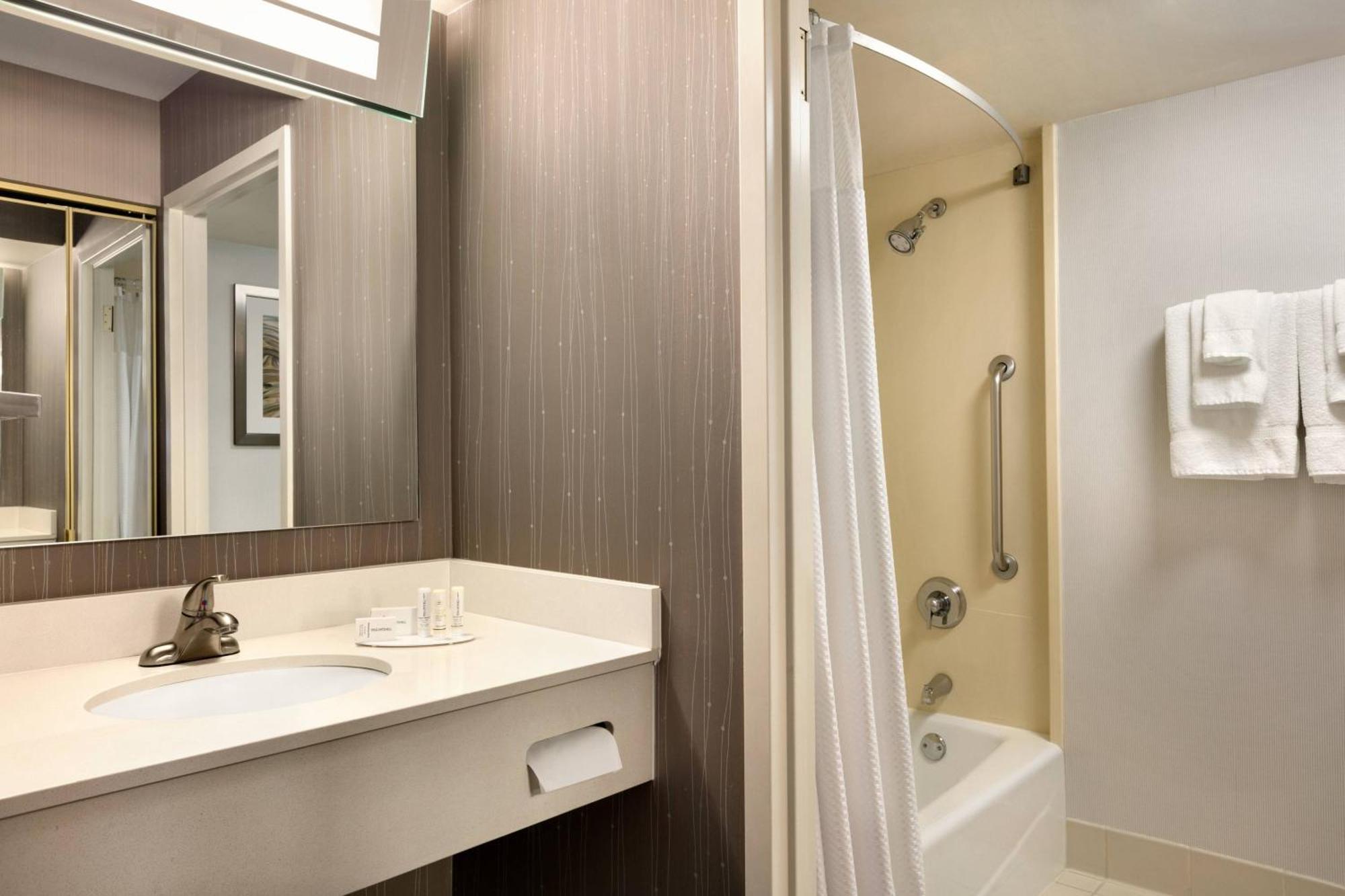 Hotel Courtyard By Marriott Tysons Mclean Tysons Corner Esterno foto