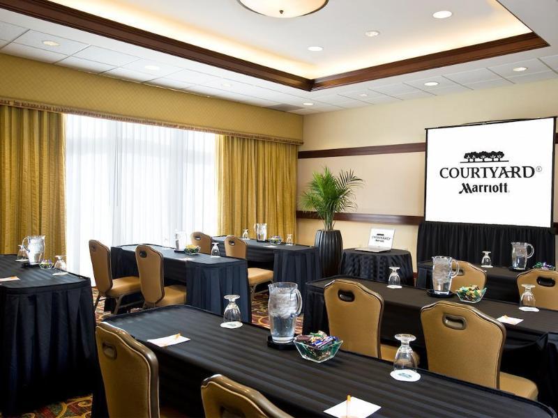 Hotel Courtyard By Marriott Tysons Mclean Tysons Corner Esterno foto