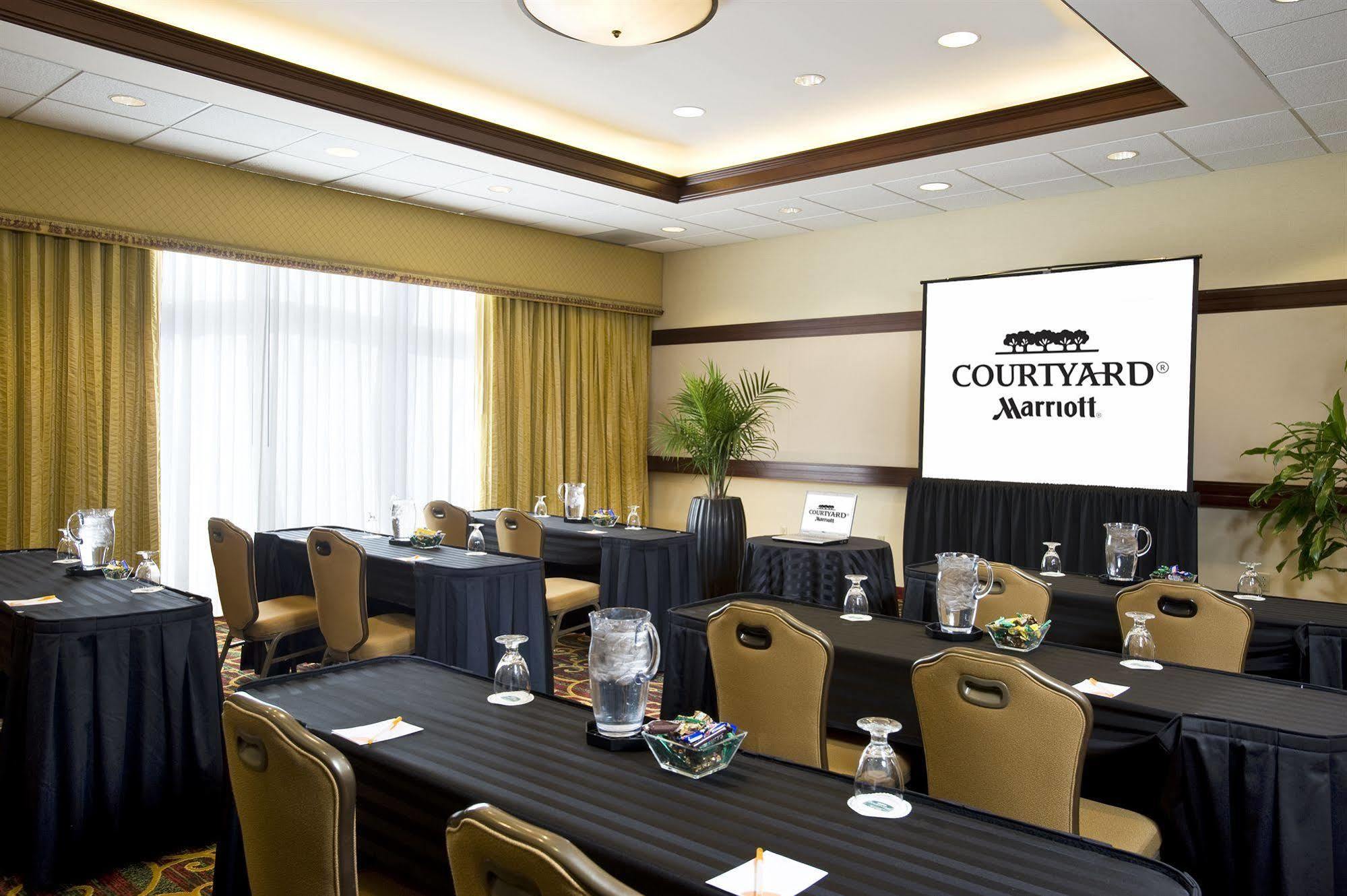 Hotel Courtyard By Marriott Tysons Mclean Tysons Corner Servizi foto